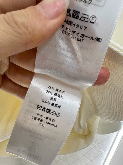 D 25 Silk and wool straight shoulder double-breasted suit