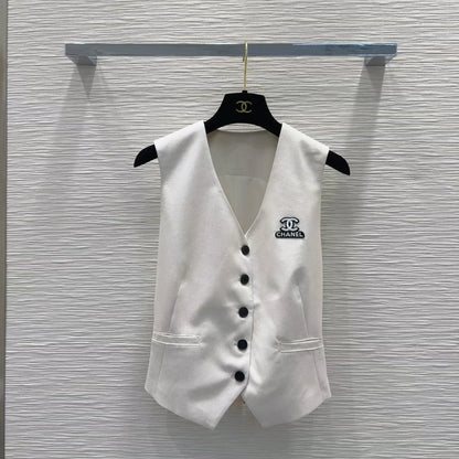 C 25 new embroidered vest shorts suit
