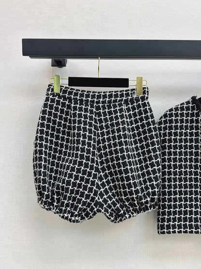 C 25 Plaid Woven V-Neck Vest + Woven Bloomer Shorts Set