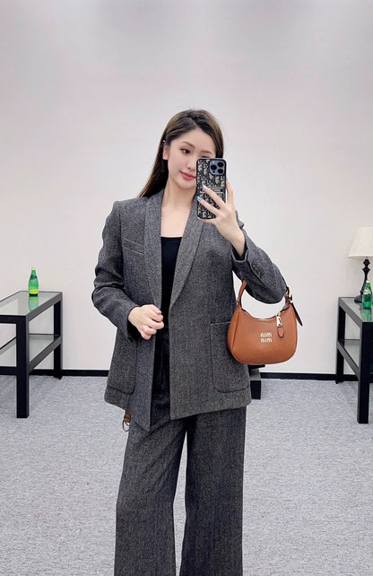 Ensemble veste de costume ceinturée + pantalon Bru 25