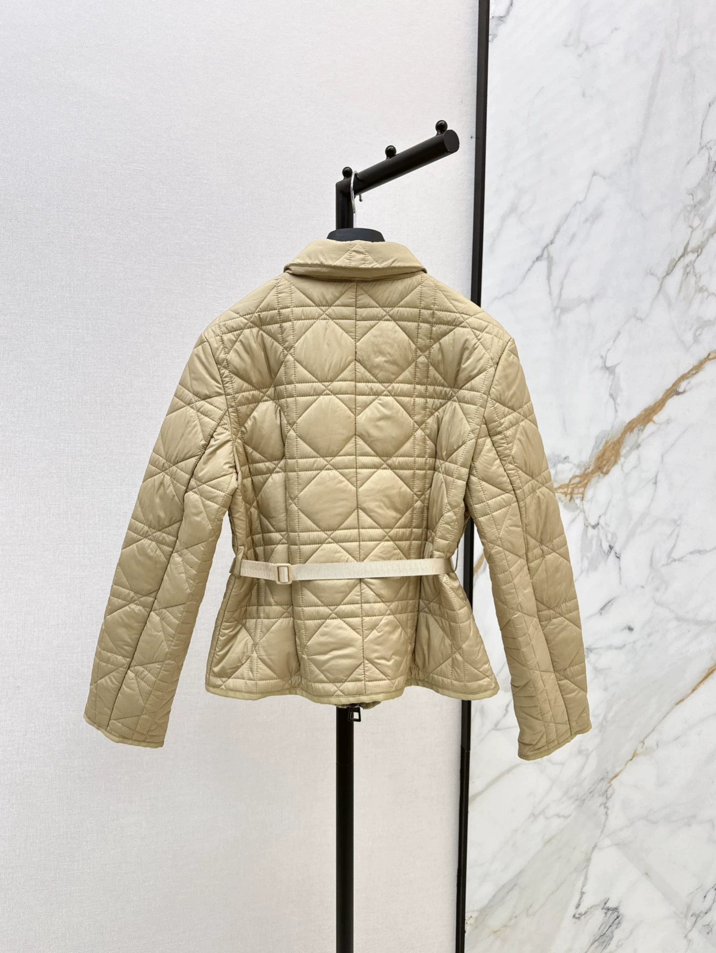 D 25fw Embroidered logo padded jacket
