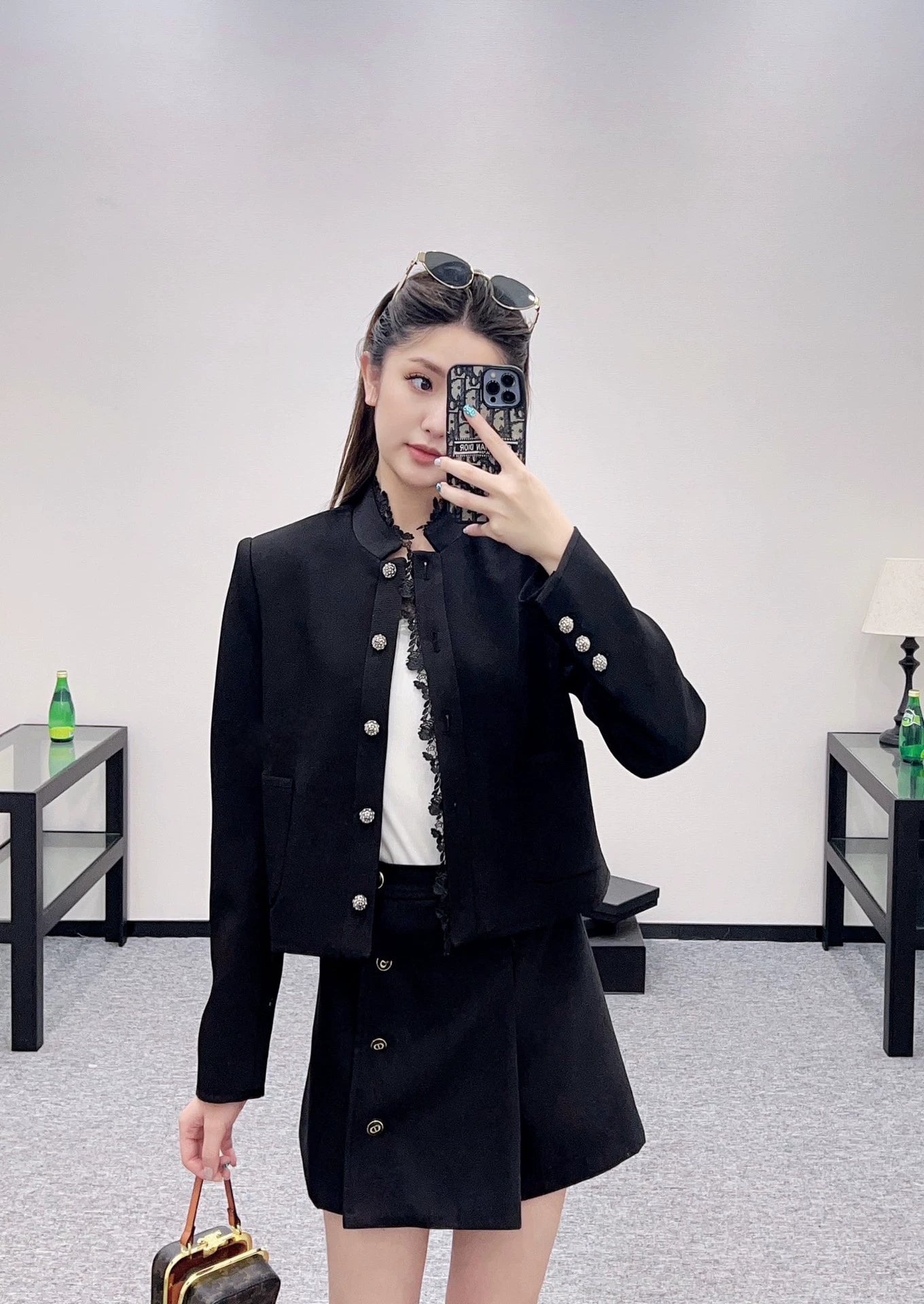 D 25fw Stand-up collar, water-soluble lace blazer.