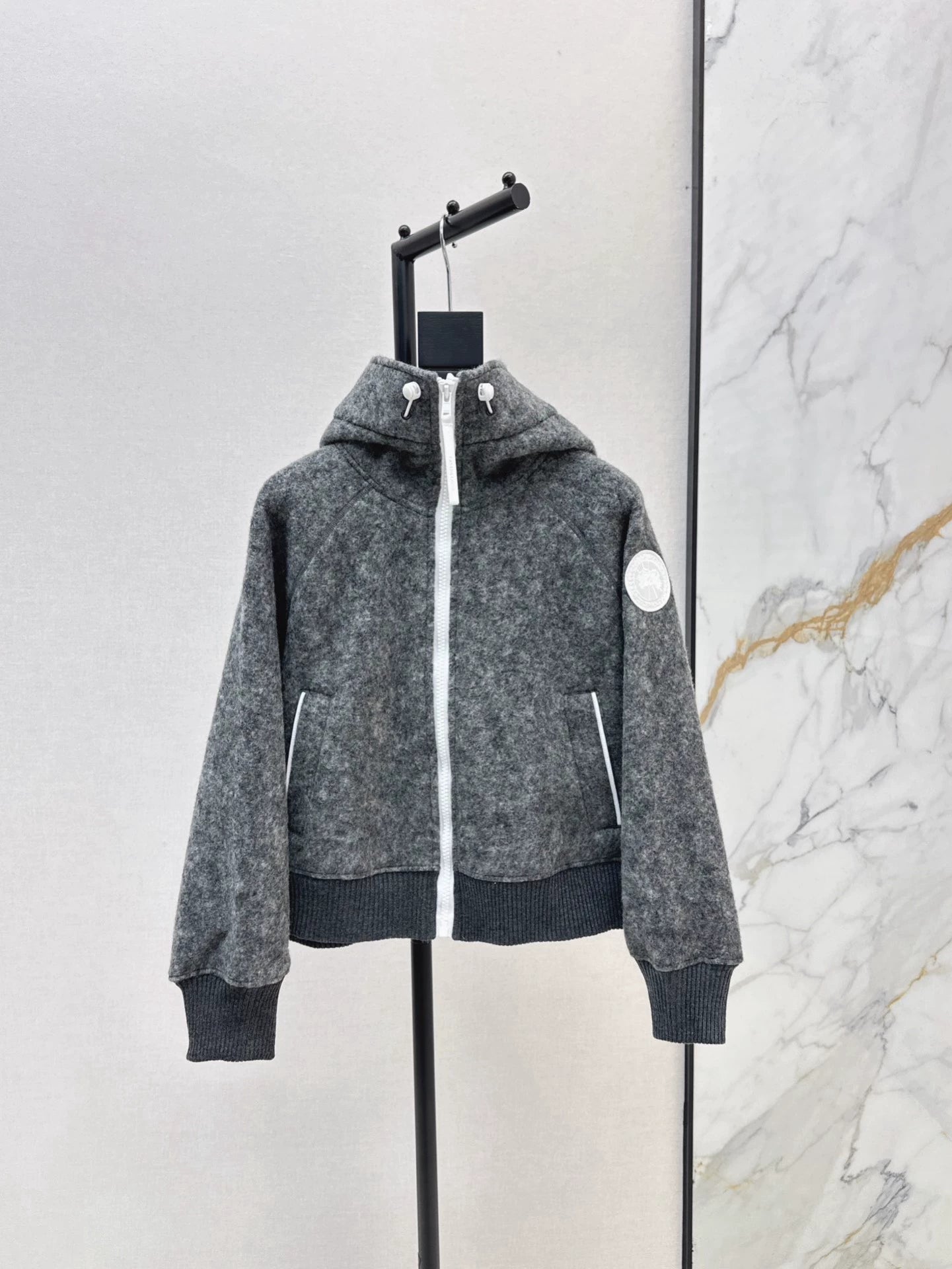 25 Wool sports sweatshirt jacket