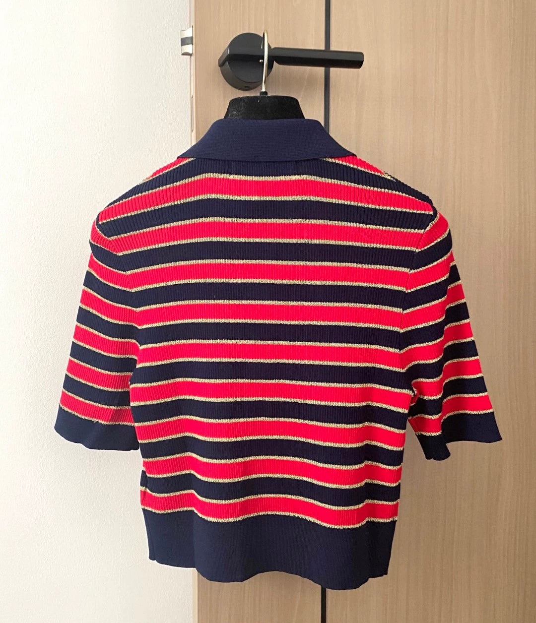 V 25 new striped embroidery button collar short sleeve knit(Red\white)