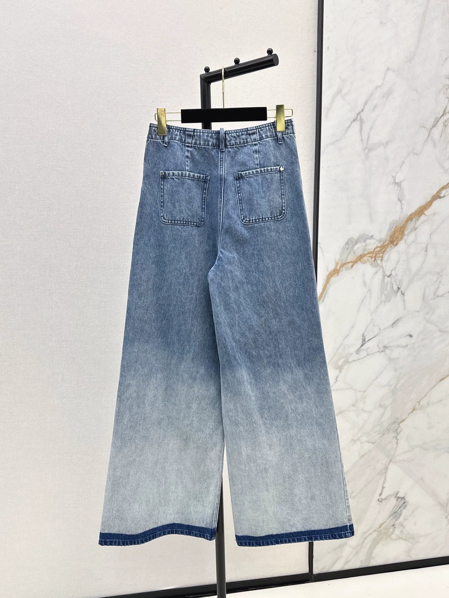 C 25 new round-neck denim jacket and trousers set