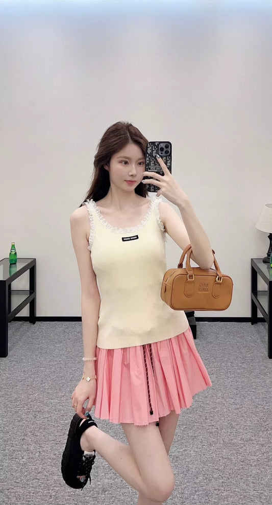 M 25 Summer New Lace Trim Knitted Vest
