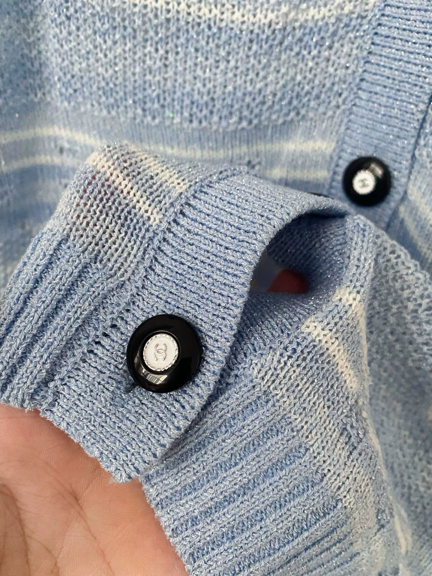 C 25 New Tricolor Hollow Out Vest