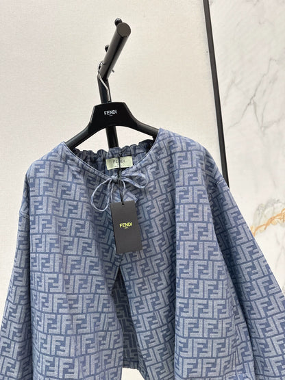 Fe 25 letter print cape coat
