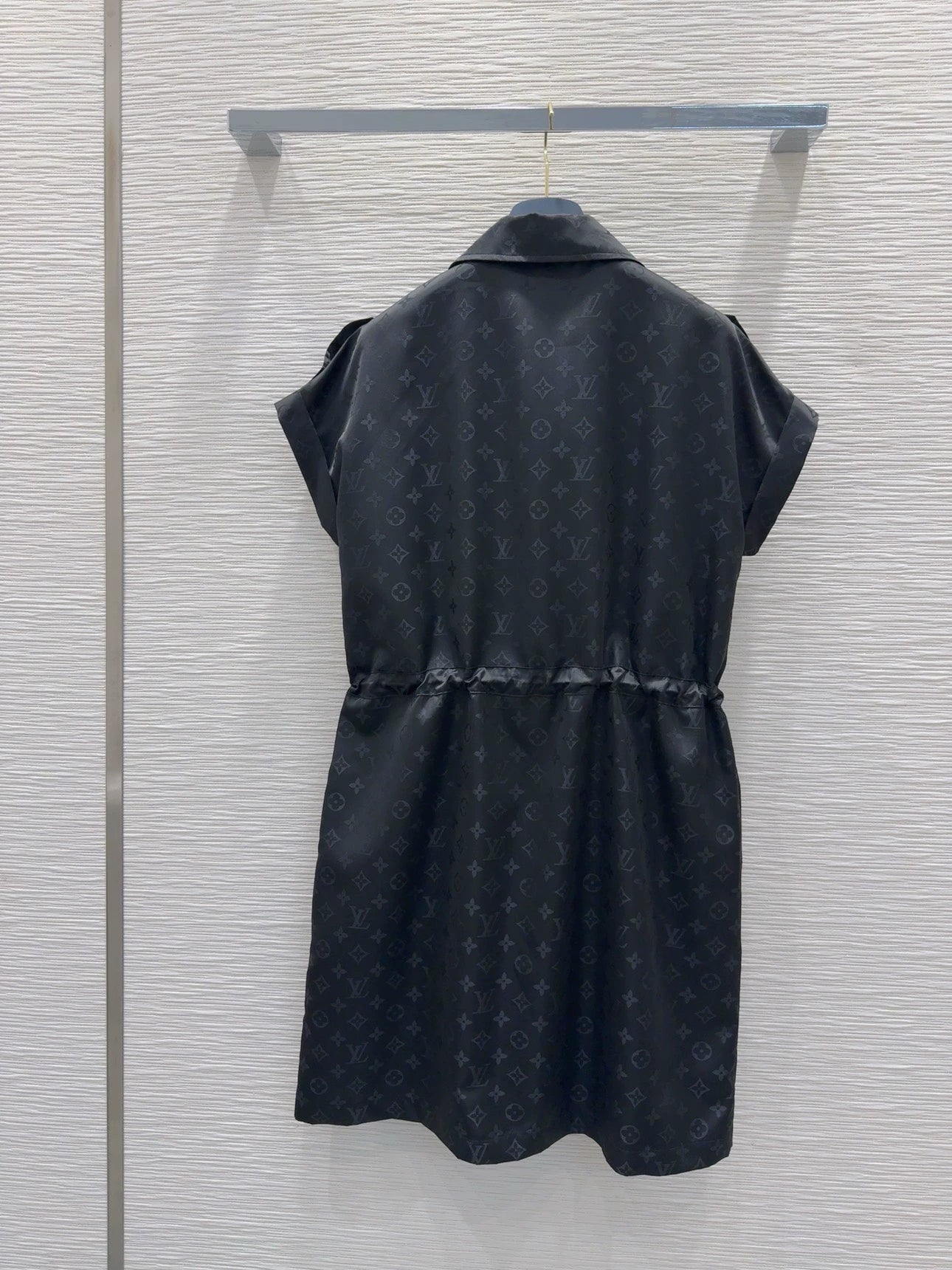 L 25 New Short Sleeve Zipper Dresses