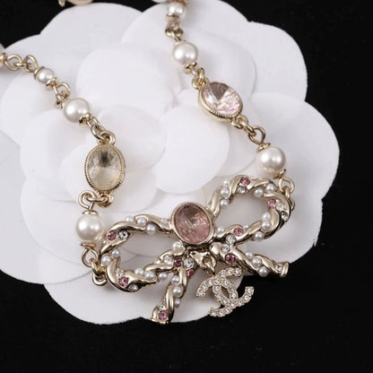 C 24 Bow Pearl Pink Gemstone Necklace