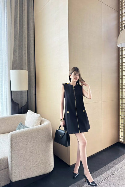 L 25 New Button Zipper Sleeveless Dresses
