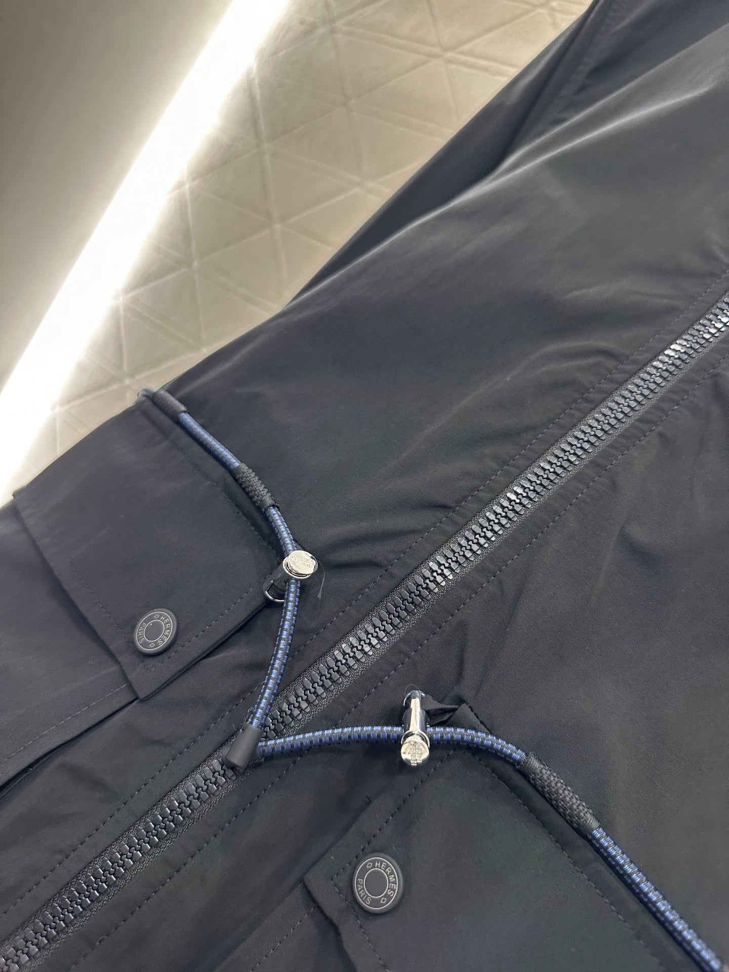 Trenchcoat He 25 mit Kordelzug