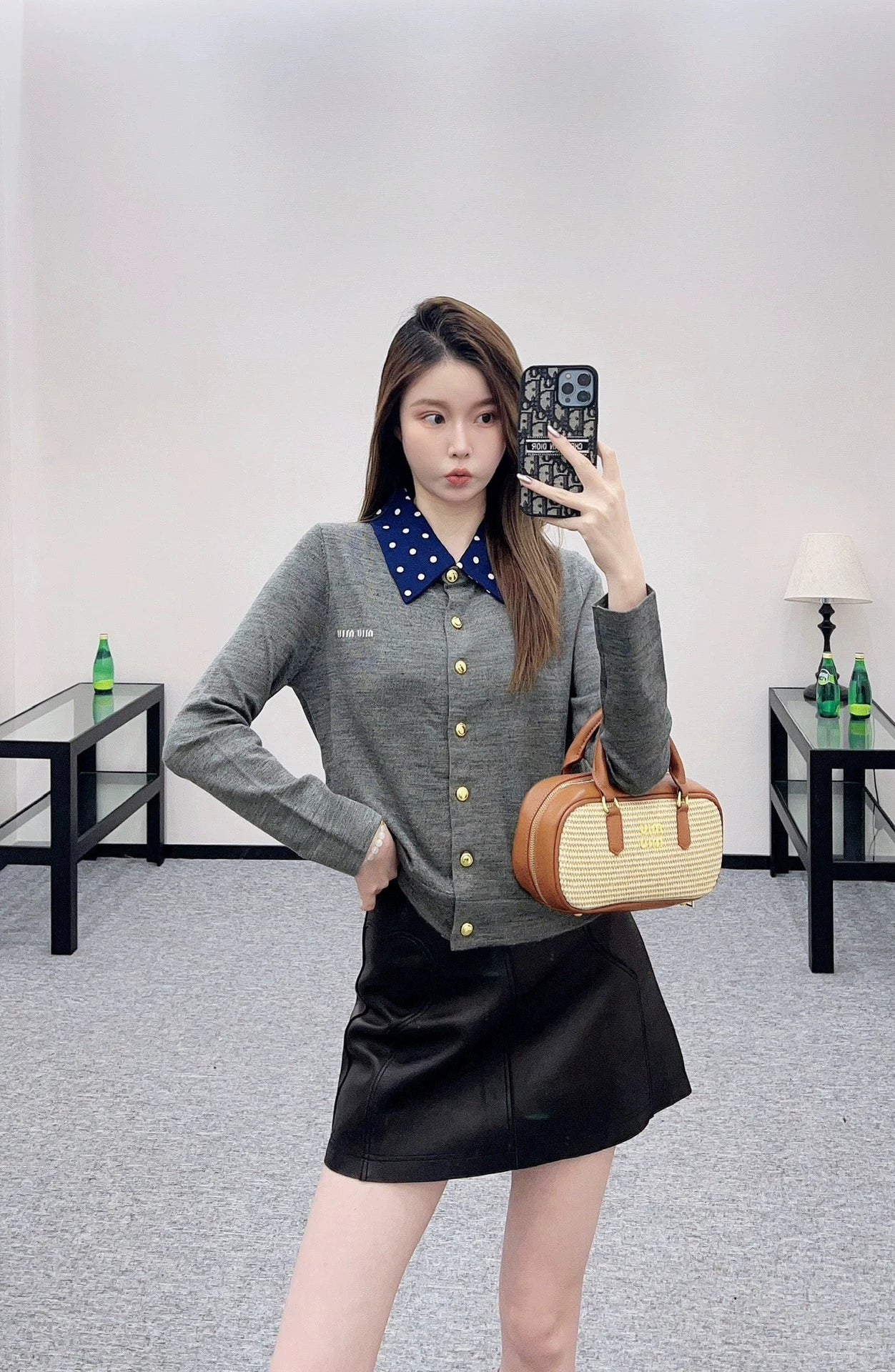 Mi 25 Polka dot lapel knitted cardigan