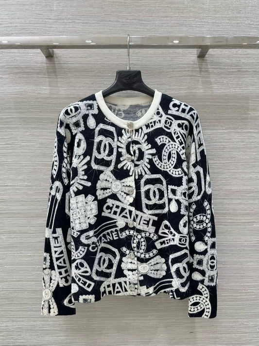 C 25 New Beaded Gemstone Print Knit Cardigan