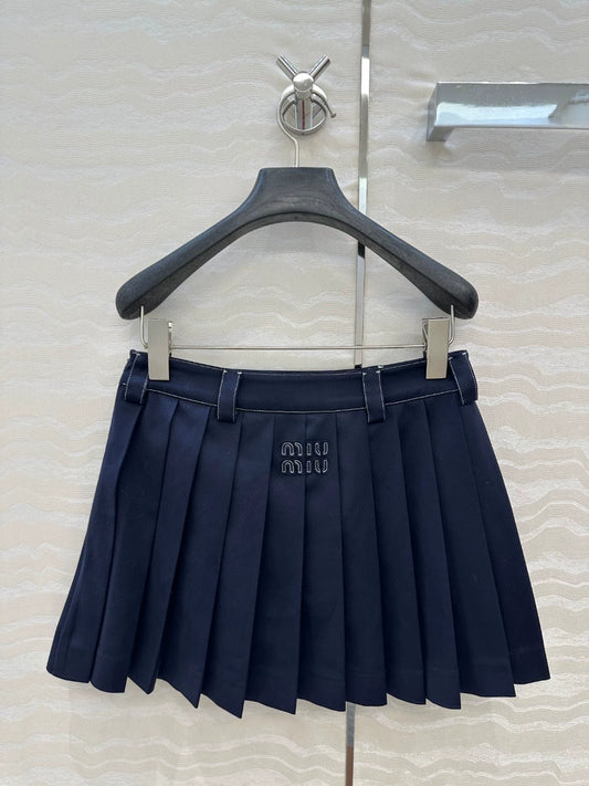 M 25 New navy blue college style teenage girl pressed pleated short half skirt