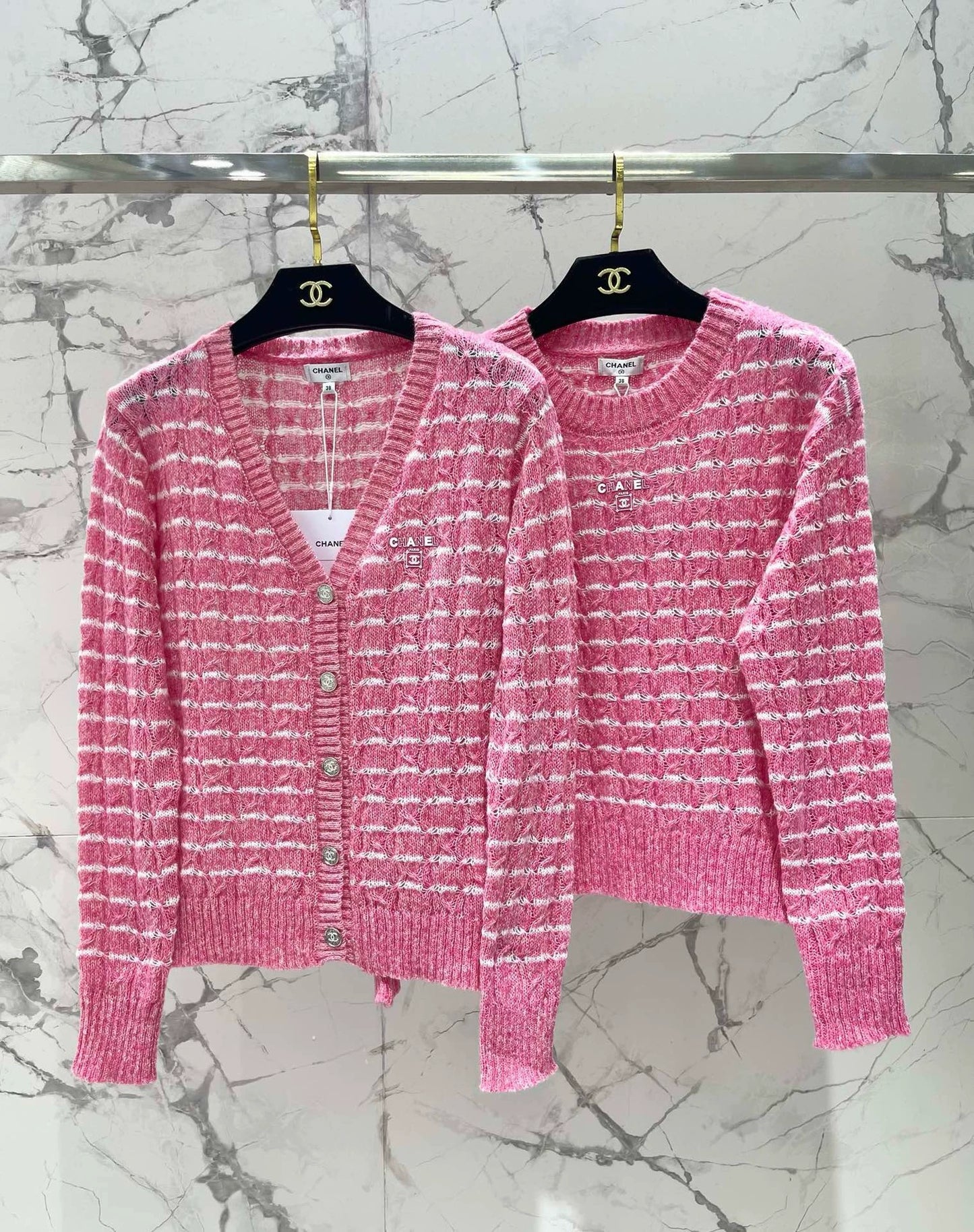C 25 new plaid contrast color knitted V-neck cardigan ➕ round neck long sleeves