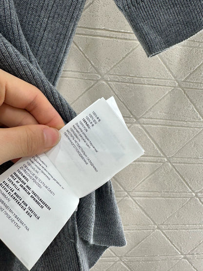 Mi 25 Lapel knitted top