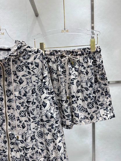 L 25 Printed Sunbrella + Shorts Set