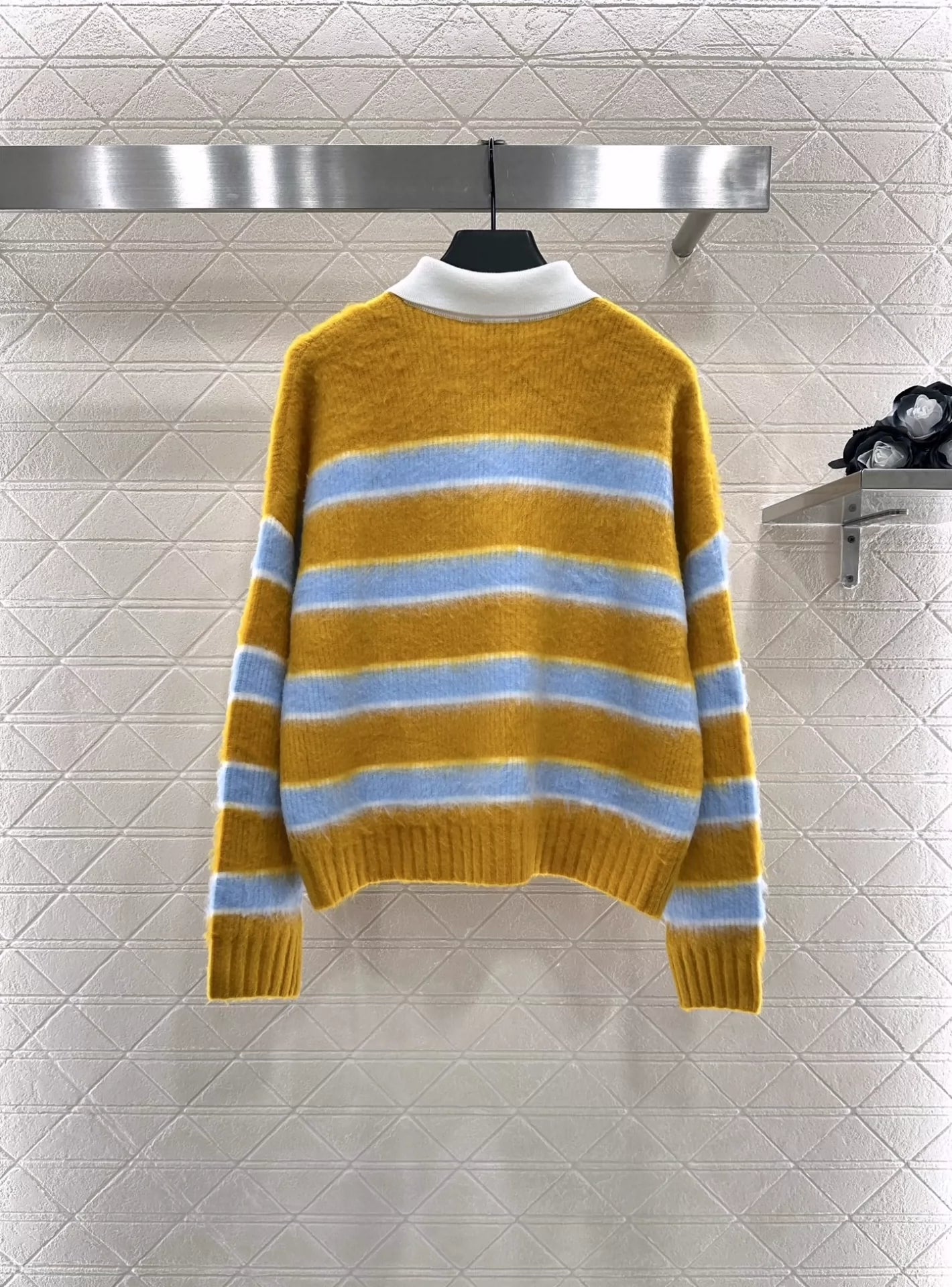 Ce 25 New Striped Polo Sweater