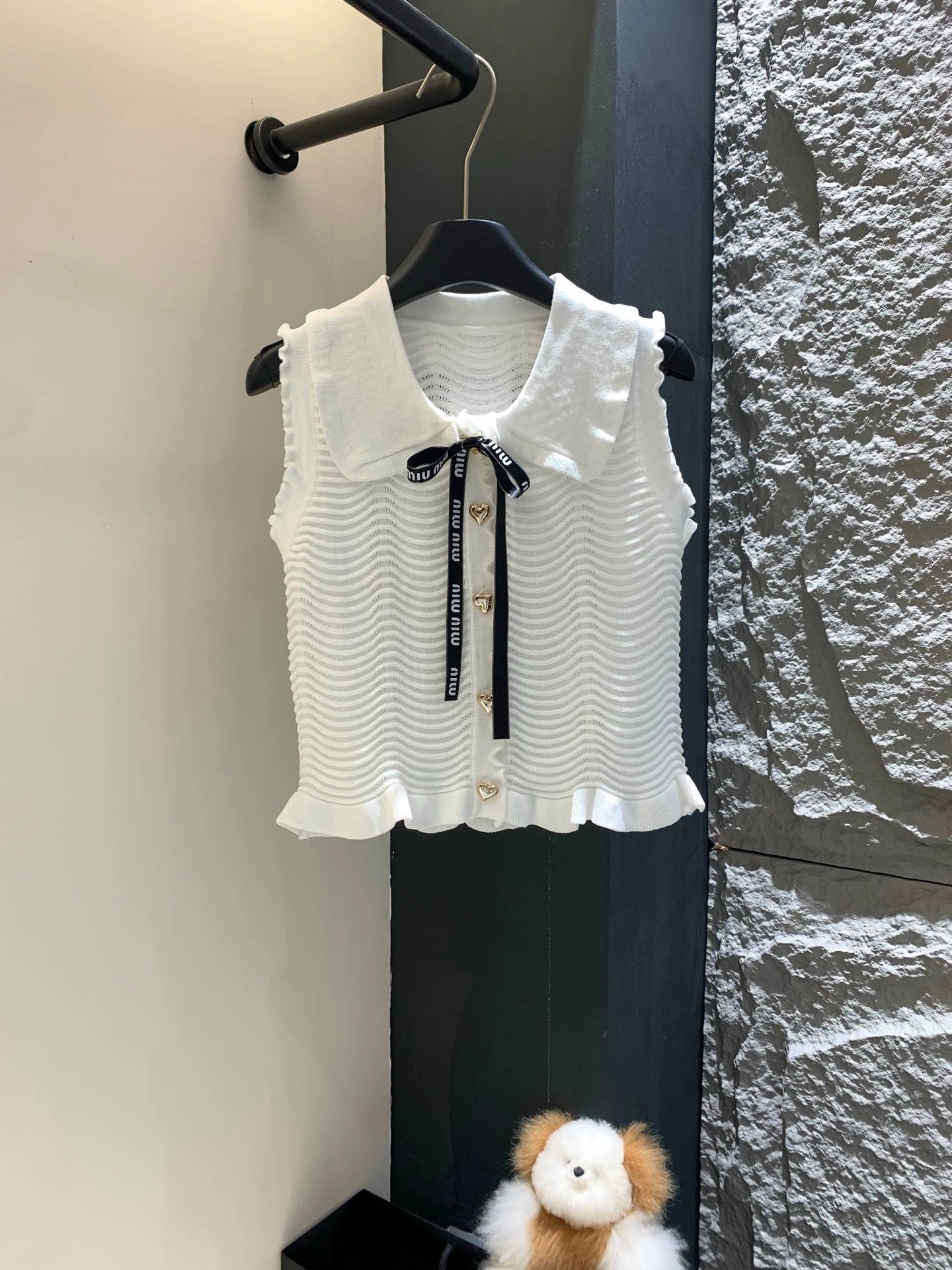 M 25 Bow Tie Knit Vest