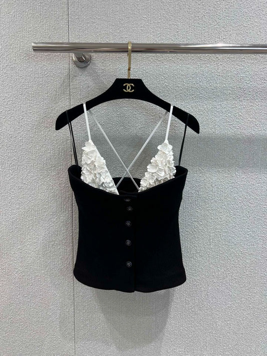 C 25Ss early spring new style French black and white splicing tube top camisole
