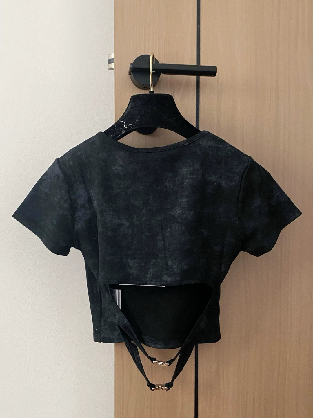 C 25 new metal buckle with round neck short short sleeve（white black gray）