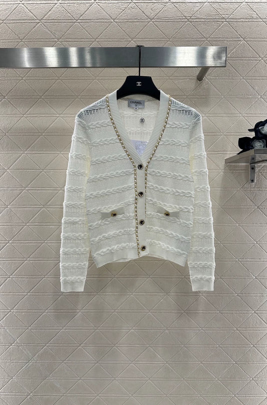 C 25 Cable-knit cardigan