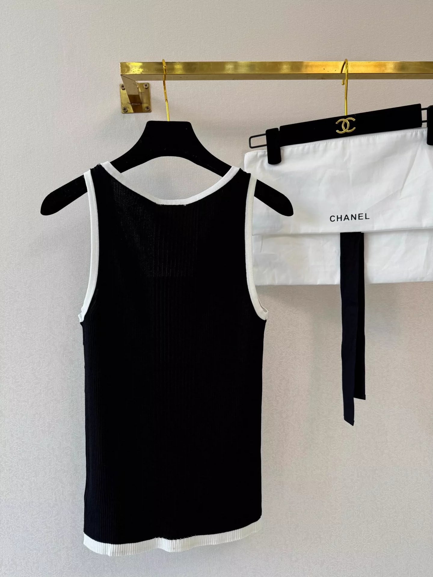 C 25 Spring and Summer New Short Sleeve Knitted Vest