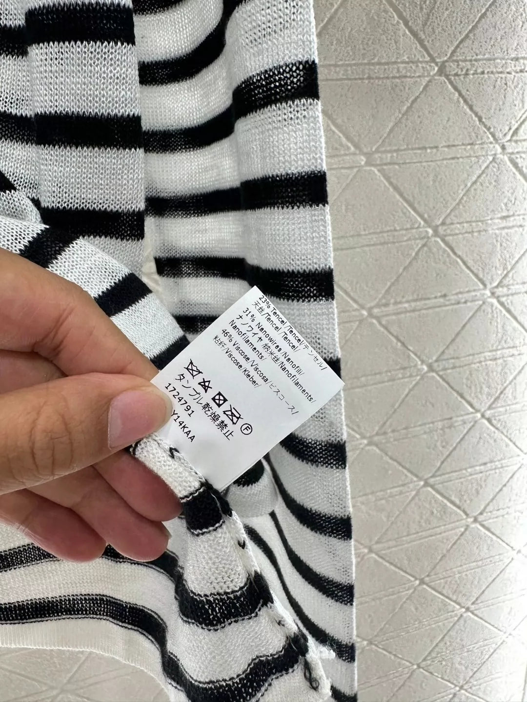 LO 25 spring and summer new Hooded striped knit sun top