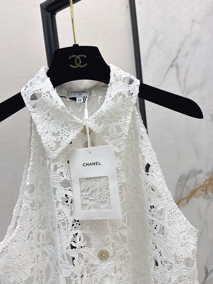 C 25 Spring and Summer New Hollow Pattern Vest Shirt