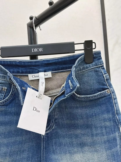 D 25 Spring/Summer New Classic Bee Embroidered Shorts(S-XXL,plus size)