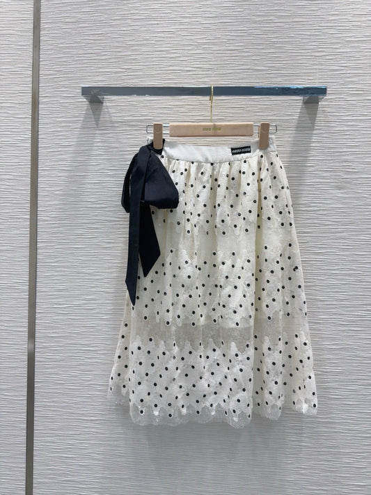 M 25 New Bow Net Yarn Half Skirt