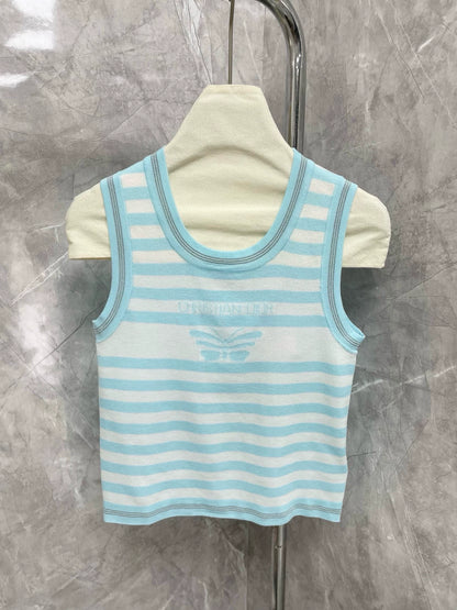 C 25 Striped knitted vest