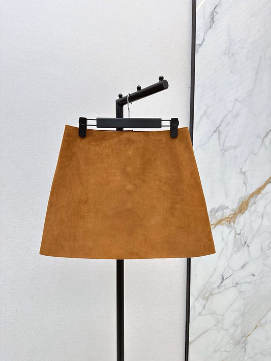 P 25 Spring/Summer Latest Highly Intelligent Sense of Chic Wear Lambskin Half Skirt