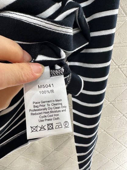 C 25 Loose striped long-sleeved top