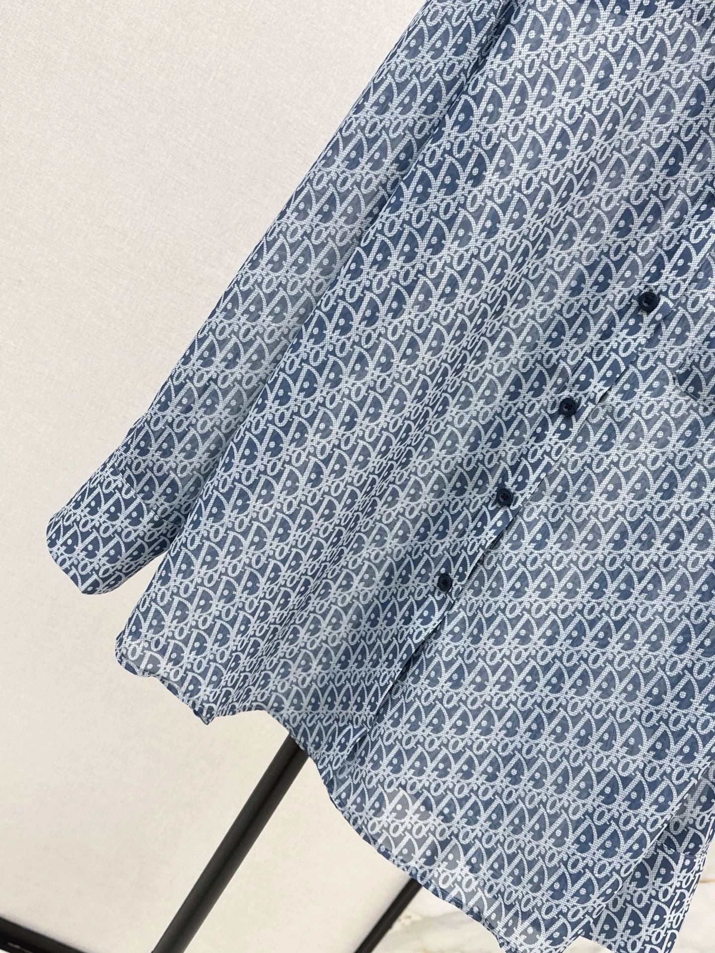 D 25 Spring/Summer Newest See-Through Blouse