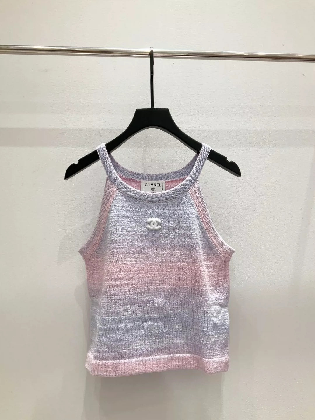 C 25 New gradient-colored dyed yarn vest
