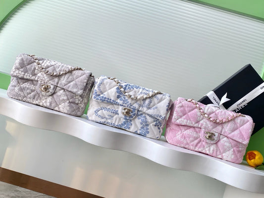 C 25 Beach Series Petal Logo Bag