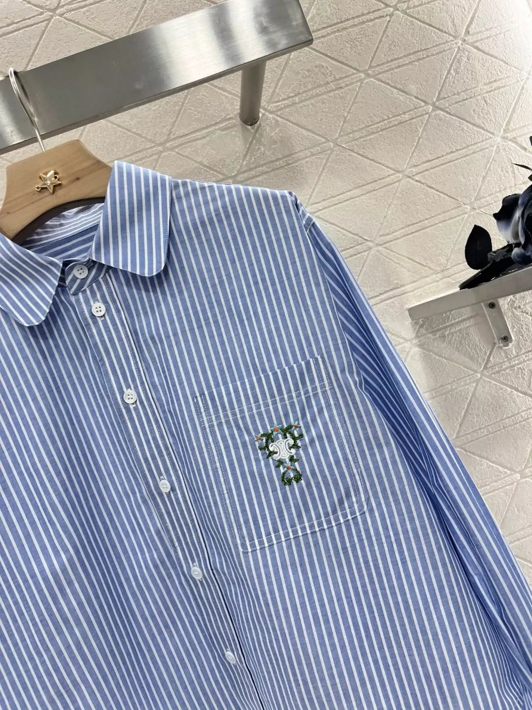 CE 25 new lapel embroidered striped shirt