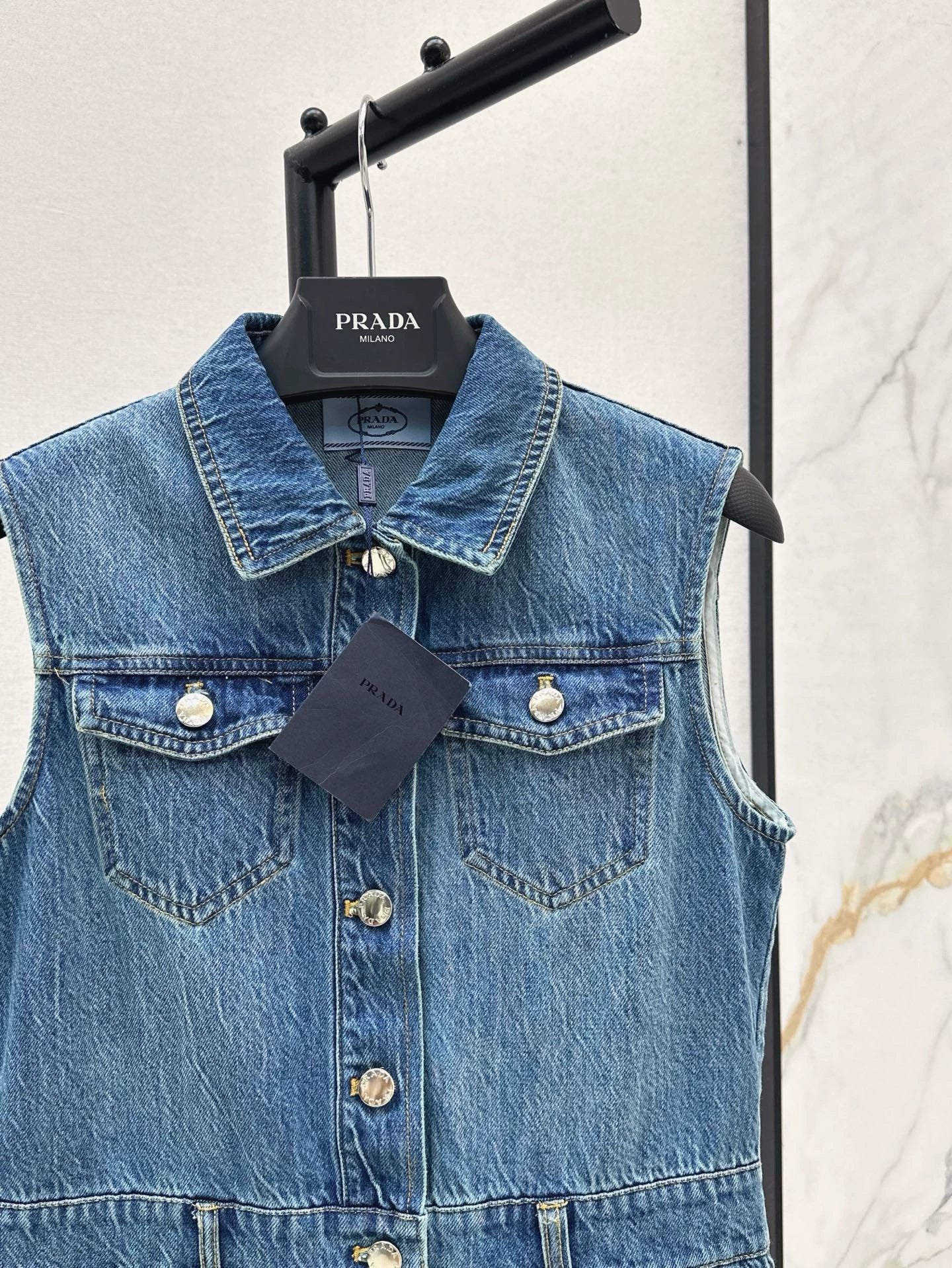 P 25 Spring/Summer New Sleeveless Denim Dresses