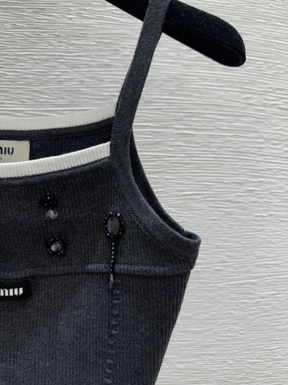M 25 New Beaded Logo Knit Suspenders