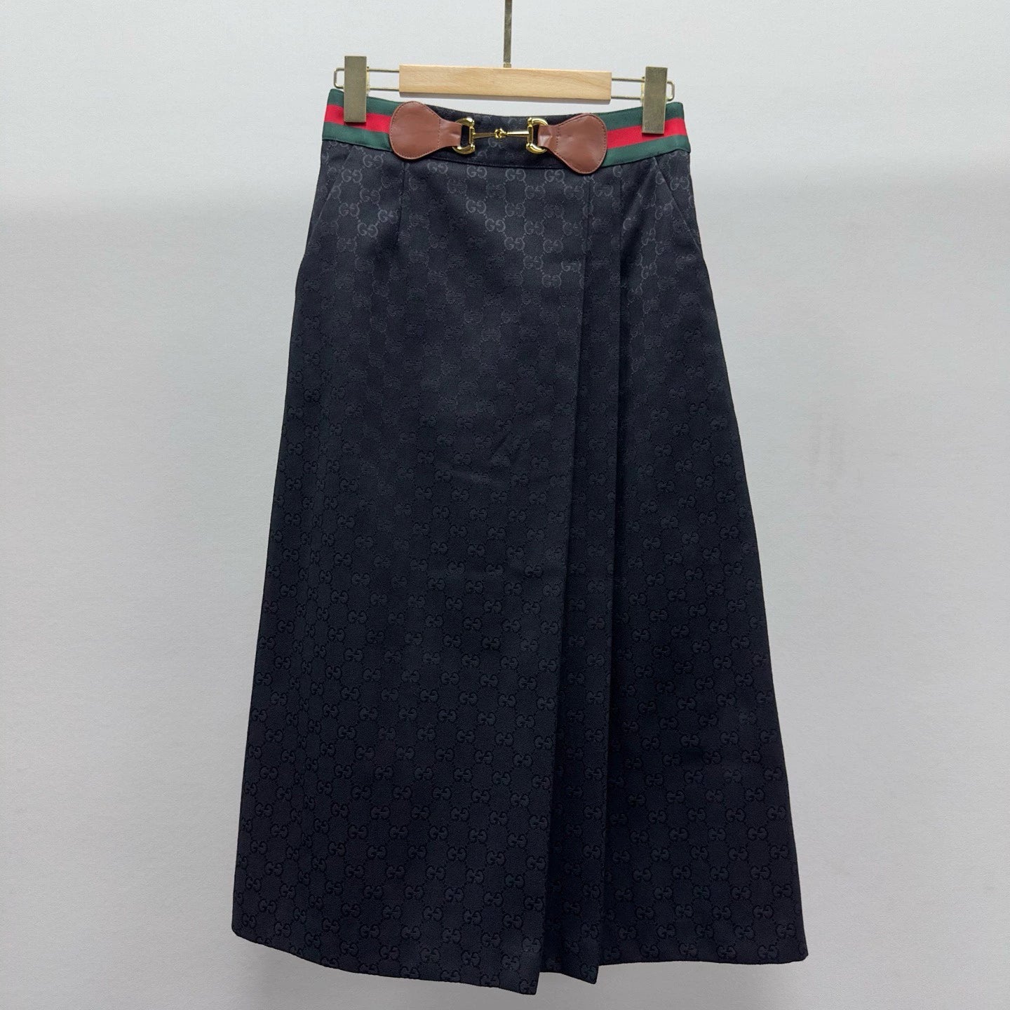 G 25 Summer New Letter Dark Print Half Skirt