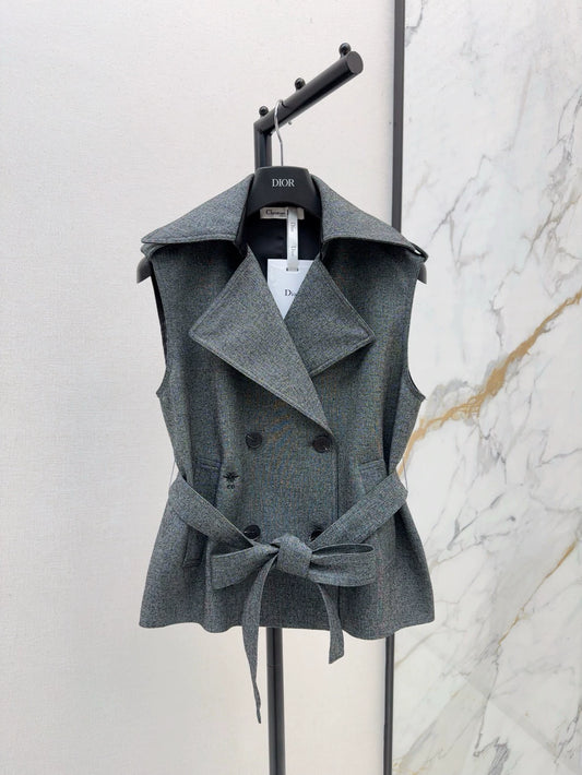 D 25 Spring/Summer New Vest