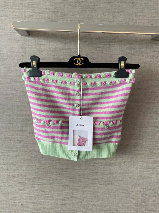 C 25 New Pink Stripe Sheath