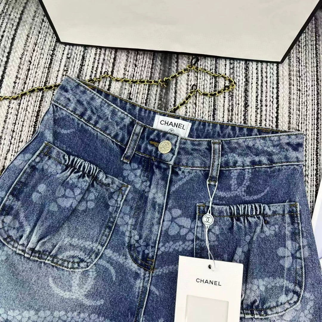 C 25 New Printed Denim Shorts