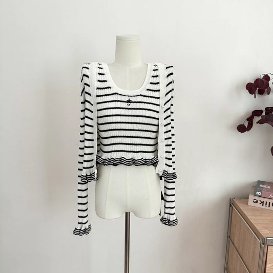 D 25 Striped Knitwear V-Neck Cardigan Jacket
