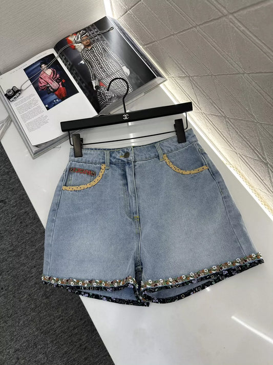 V 25 Floral beaded shorts