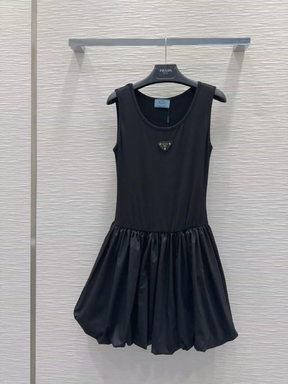 P 25 New Triangle Label Vest Pod Dress (Black & White)