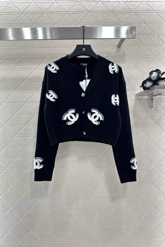 C 25 Fashion logo knitted cardigan