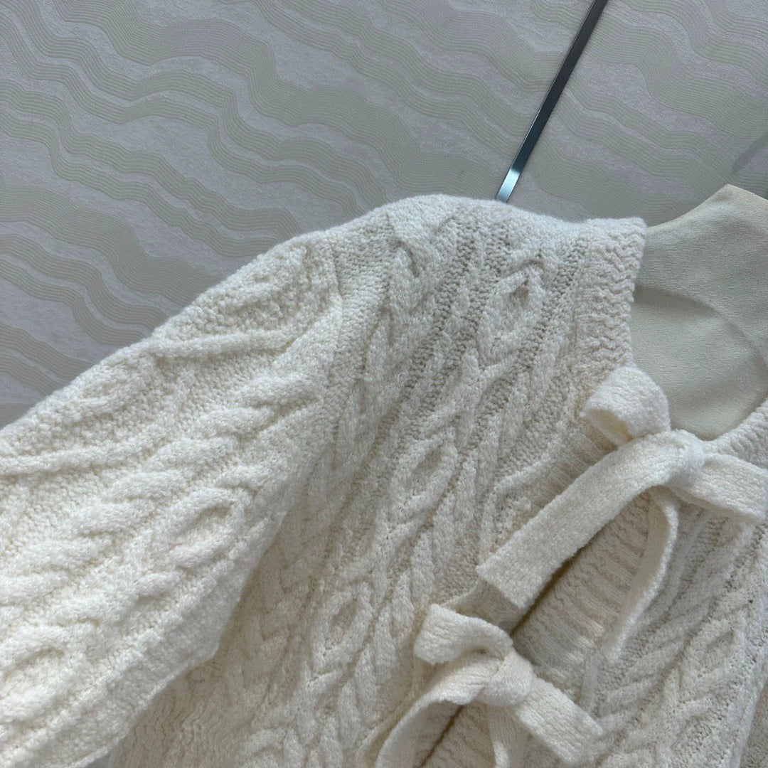 C 24 Ski Collection Bow Tie Cardigan